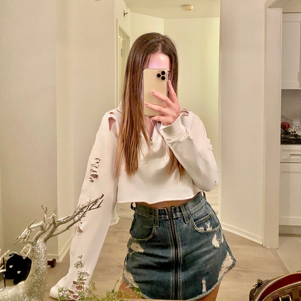 LF Emma + Sam Cropped Hoodie